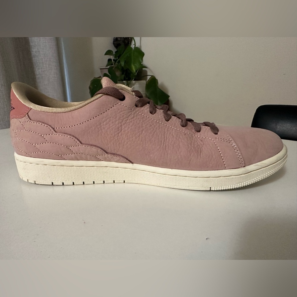 Nike Air Jordan 1 Centre Court Pink Oxford Men‘s Size US 10.5